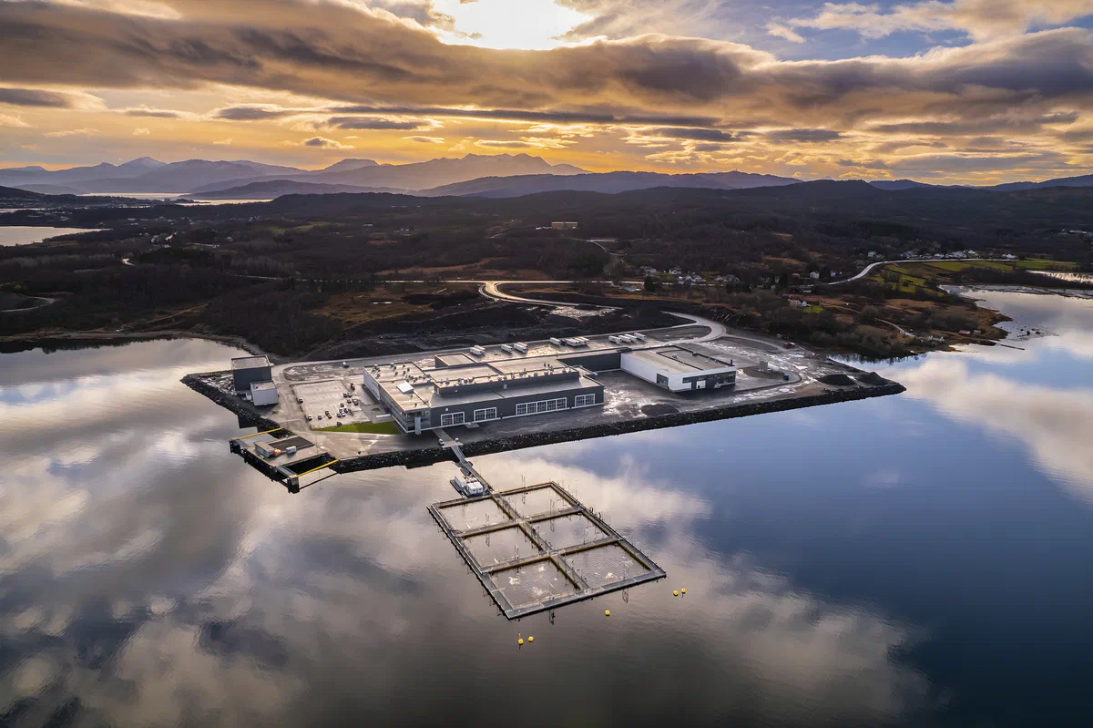 InnovaNor on Senja, designed for the day's two climates